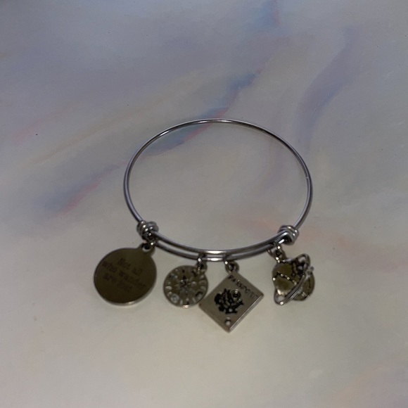Not all who wander are lost travel bangle bracelet - Picture 2 of 7
